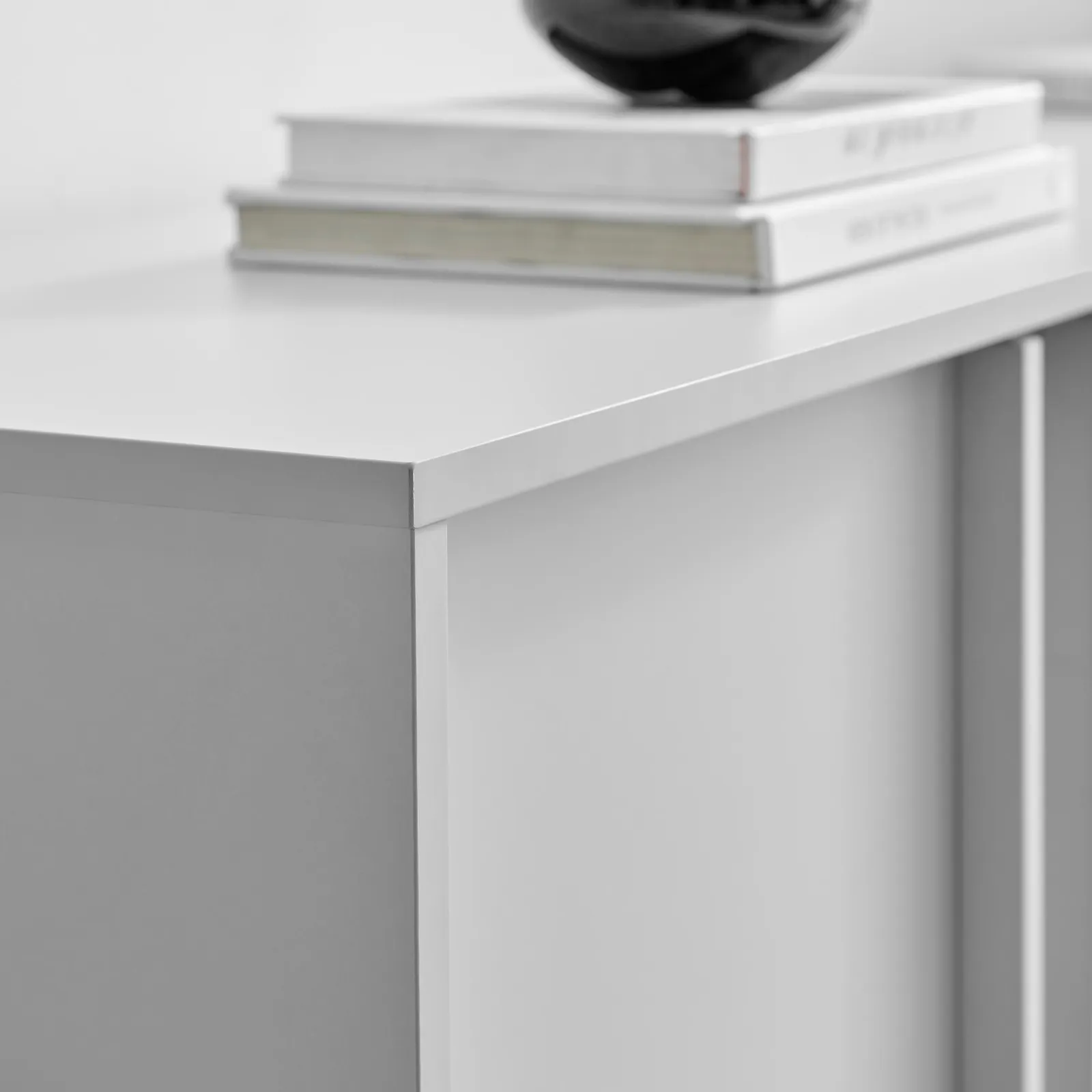 FurnitureboxUK Svit Storage TV Sideboard in Off-White 4