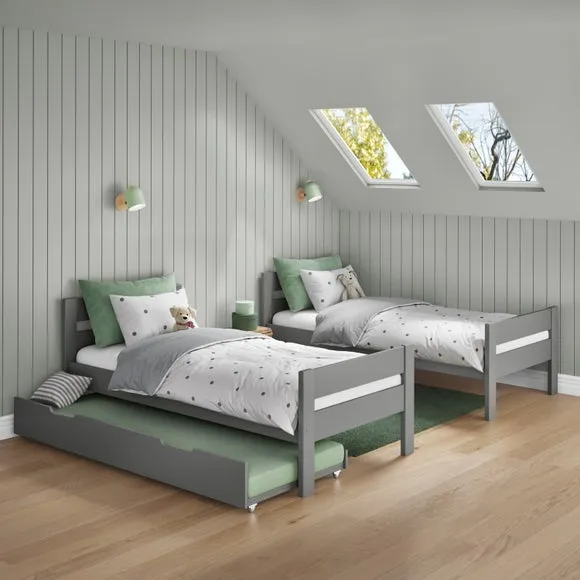 Compact Wooden Bunk Bed With Open Trundle 2