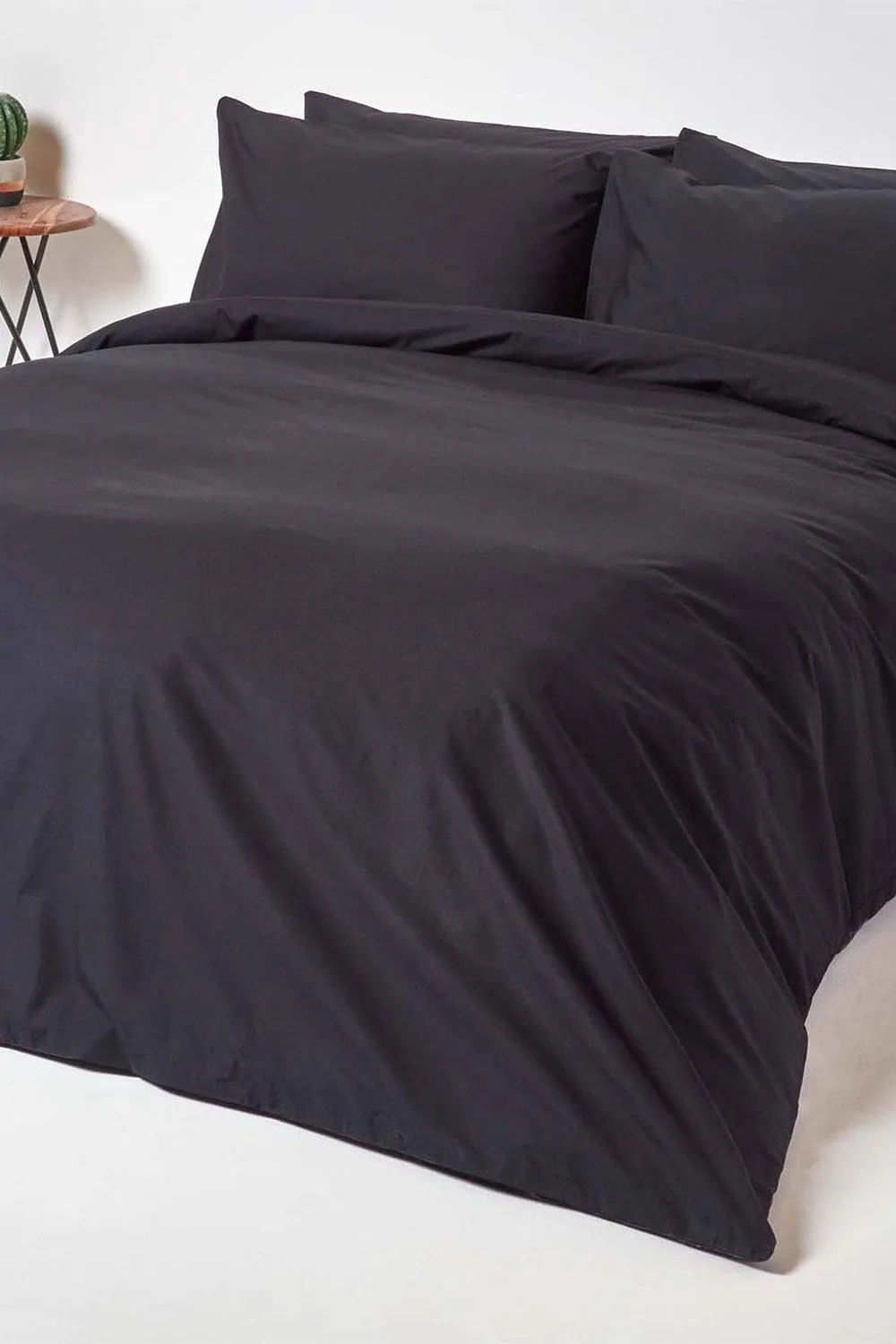 Homescapes Egyptian Cotton Duvet Cover with Pillowcase, 200 TC in Black 2