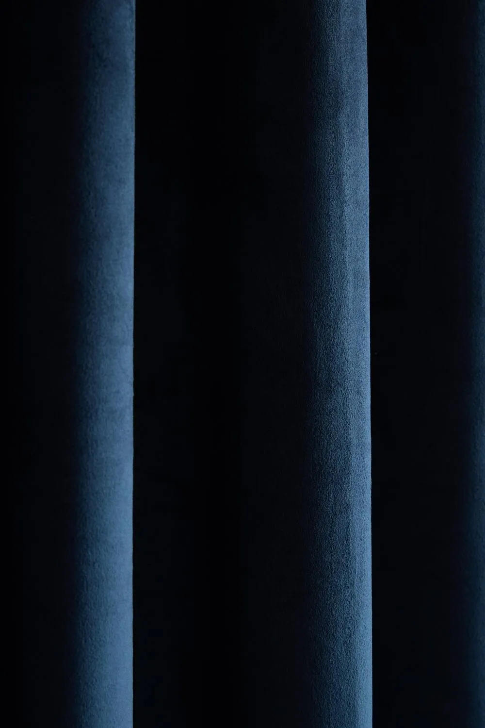 Catherine Lansfield 'Super Thermal Blackout Matt Velour' Eyelet Door Panel in Navy 4