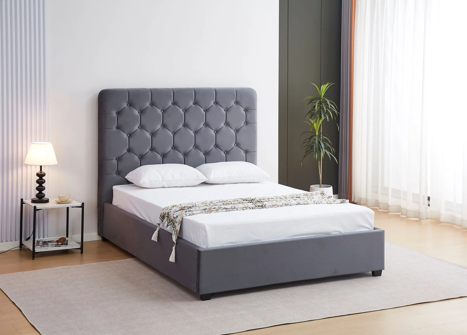Seconique Madison 5' Bed (King) in Grey 1