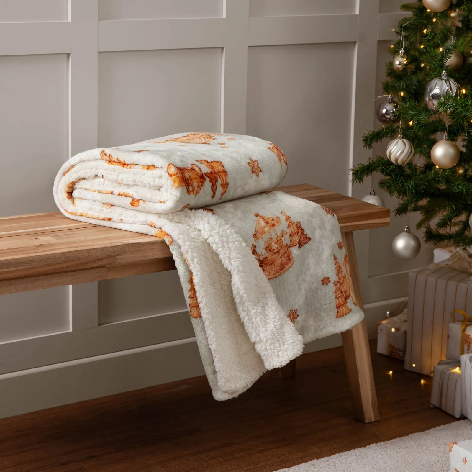 Furn Gretel Sherpa Fleece Throw in Cream
