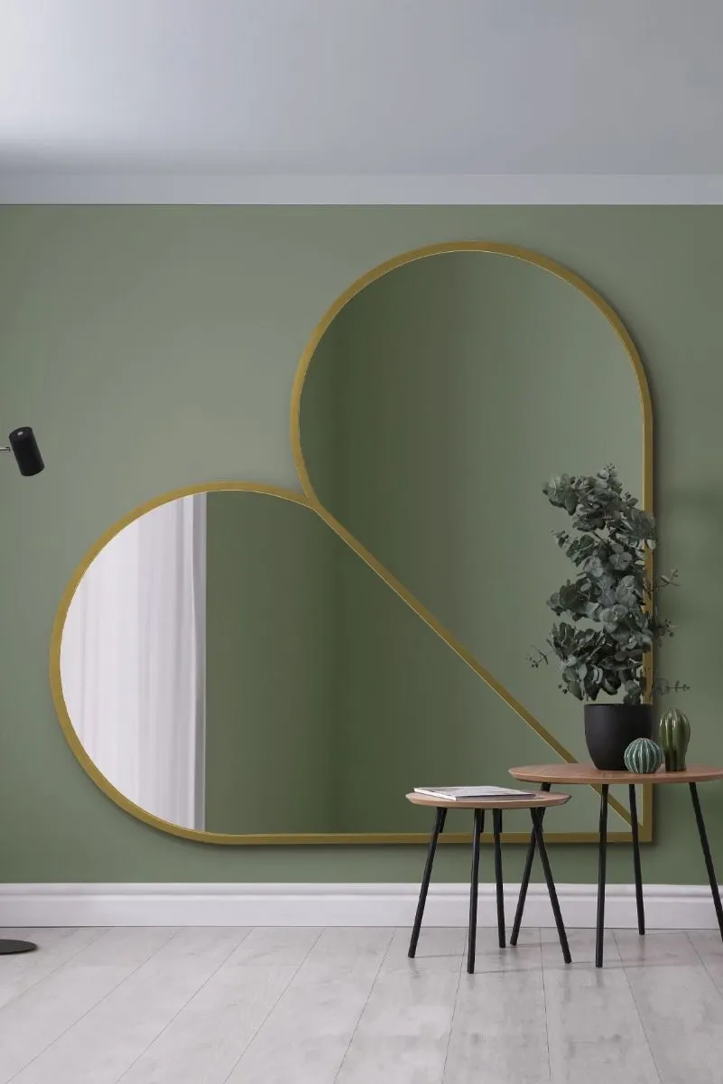 MirrorOutlet Gold Metal Framed Heart Shaped Leaner/Wall Mirror (180CM X 180CM) 5