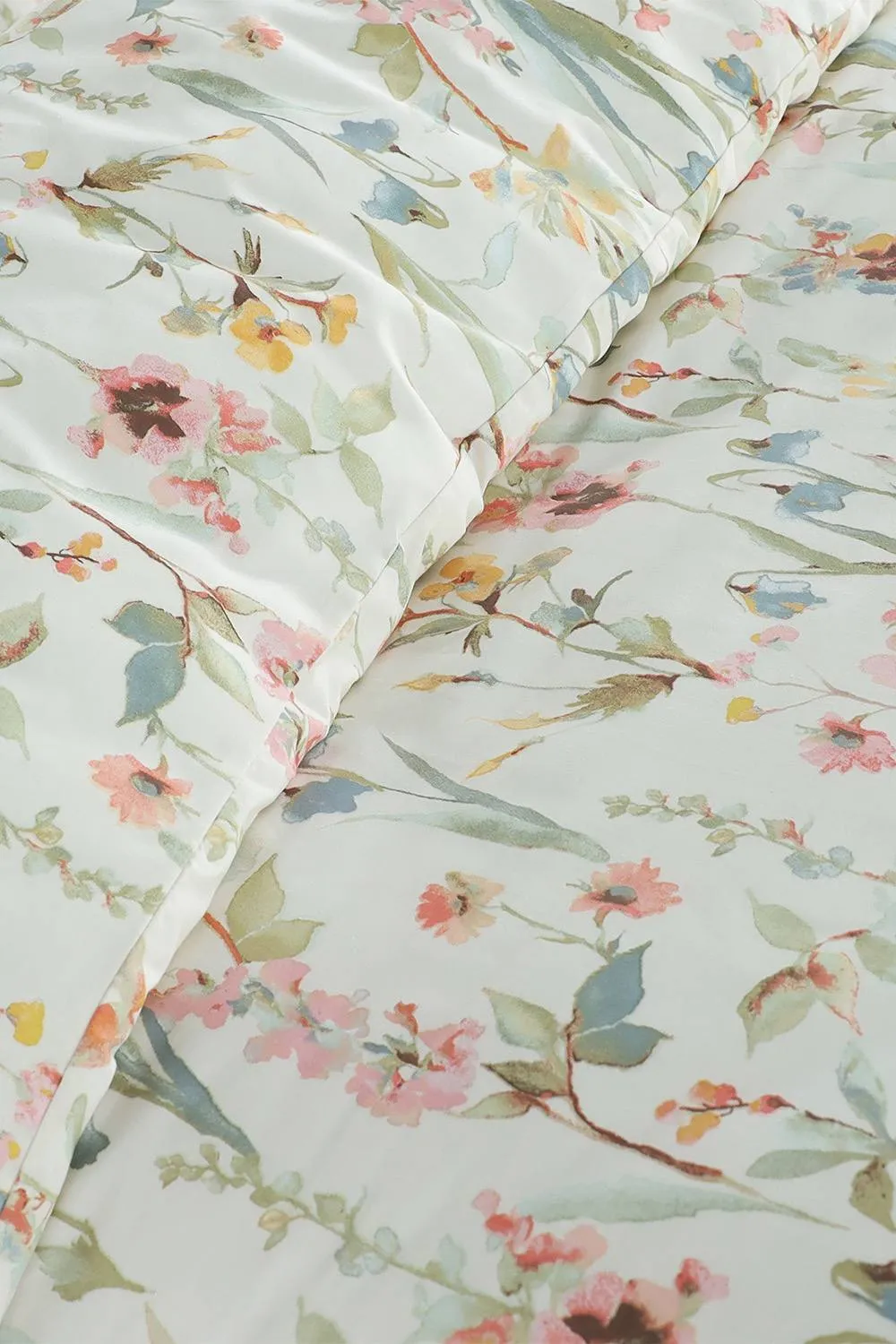 Martex Studio Edition Spring Meadow Duvet Cover Set in Cream 4