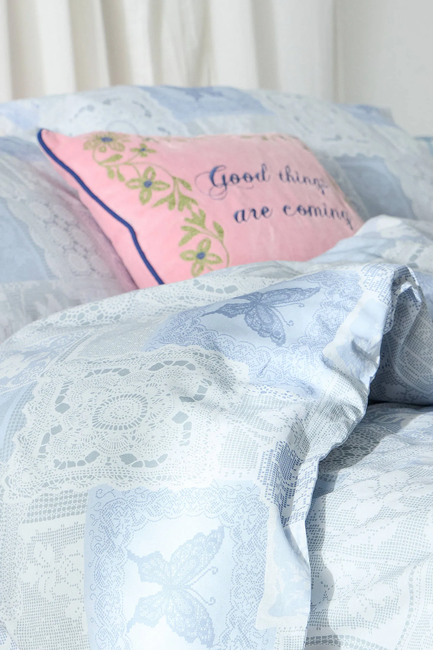 Dottie Lace Duvet Set - White 4