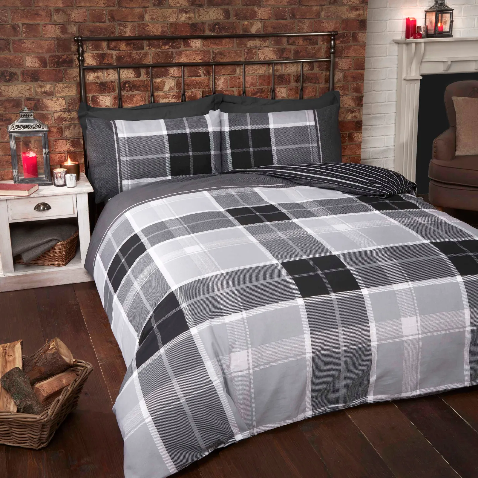 Rapport Home Argyle Design Tartan Polycotton Duvet Set With Pillowcase in Grey 1