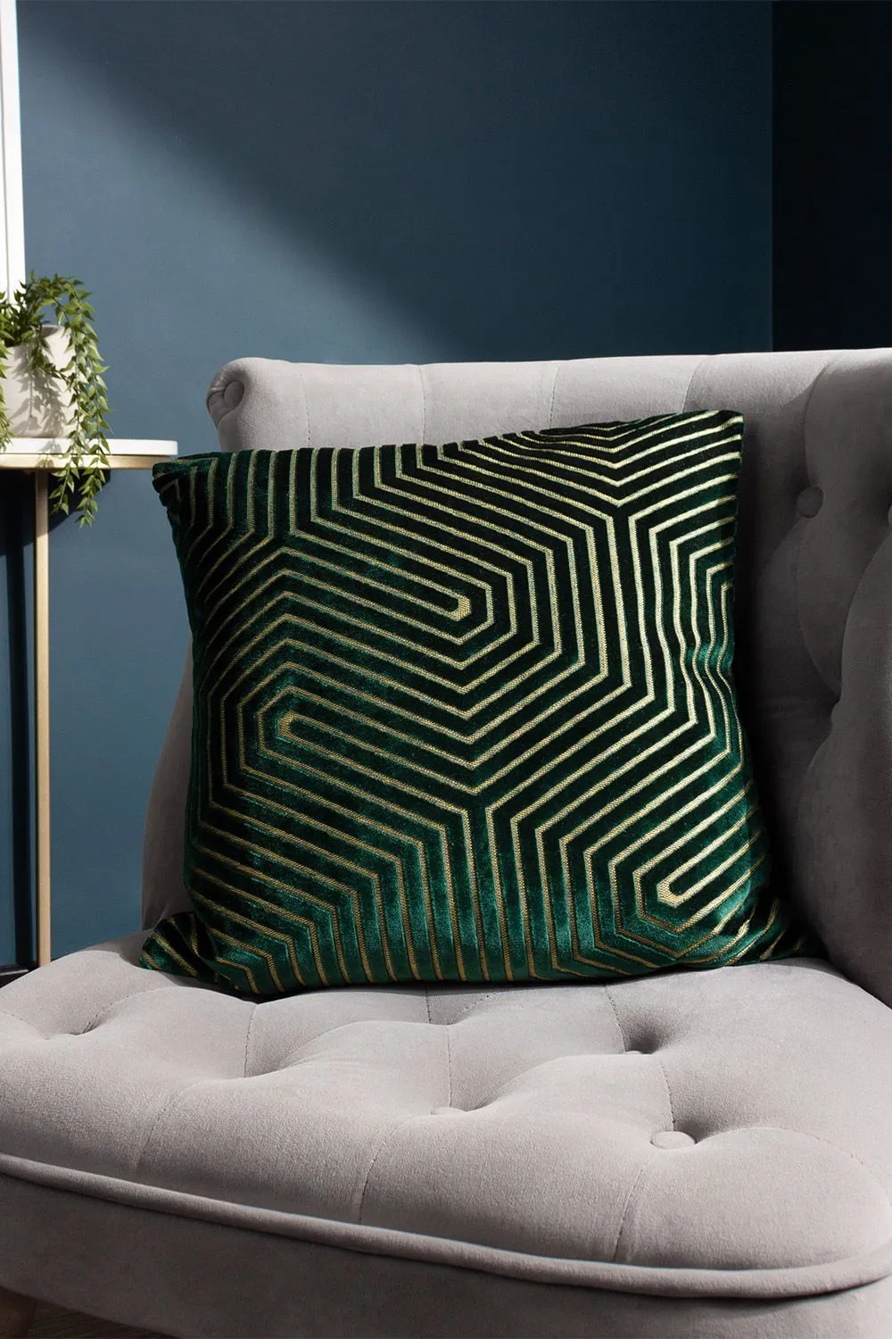 Paoletti Evoke Cut Velvet Cushion in Emerald 5