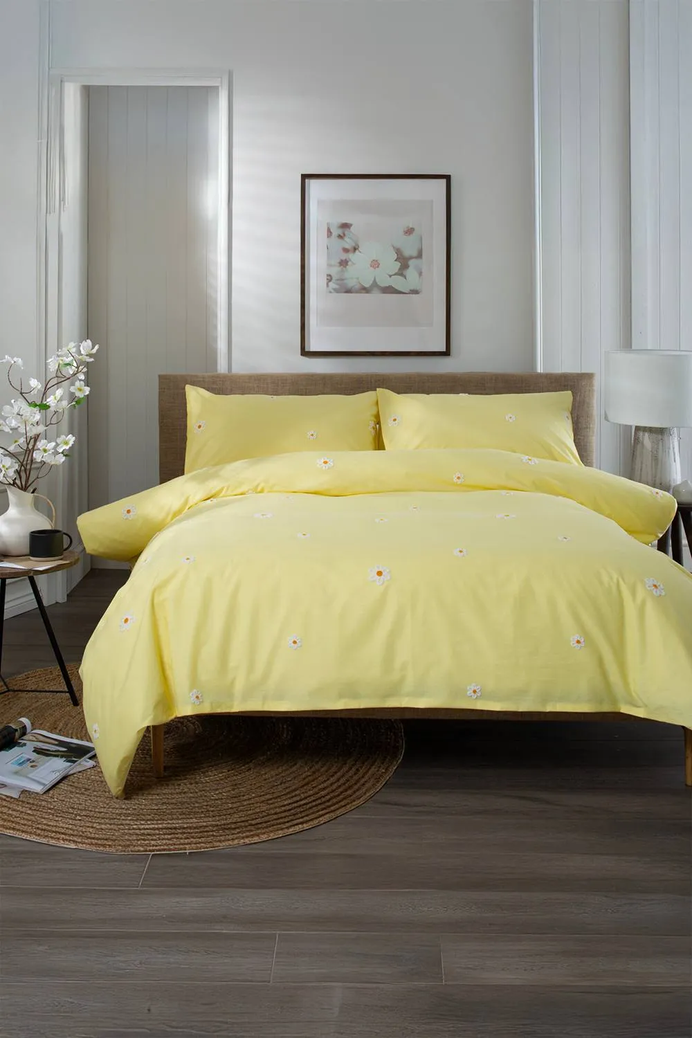 The Lyndon Company Tufted Daisy 100% Cotton Duvet Cover Set, Soft & Breathable Bedding in Yellow 2
