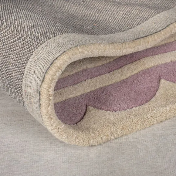 Lois Scallop Border Wool Rug 4