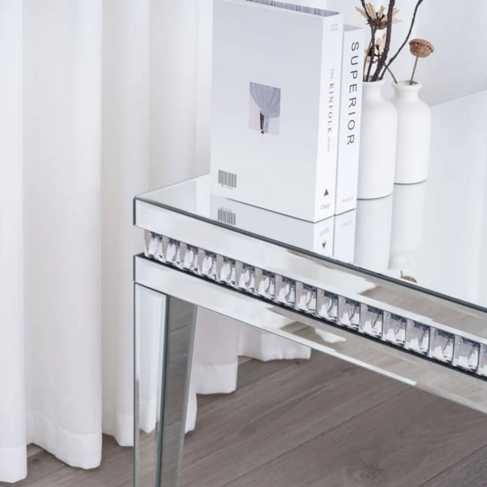 Comfy Living Ltd Mirrored Coffee Table with Crystal Detail in Silver 2