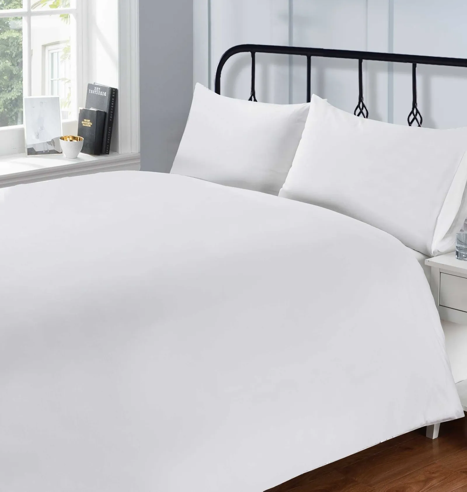 Rapport Home 200 Thread Count Cotton Percale Flat Sheet in White