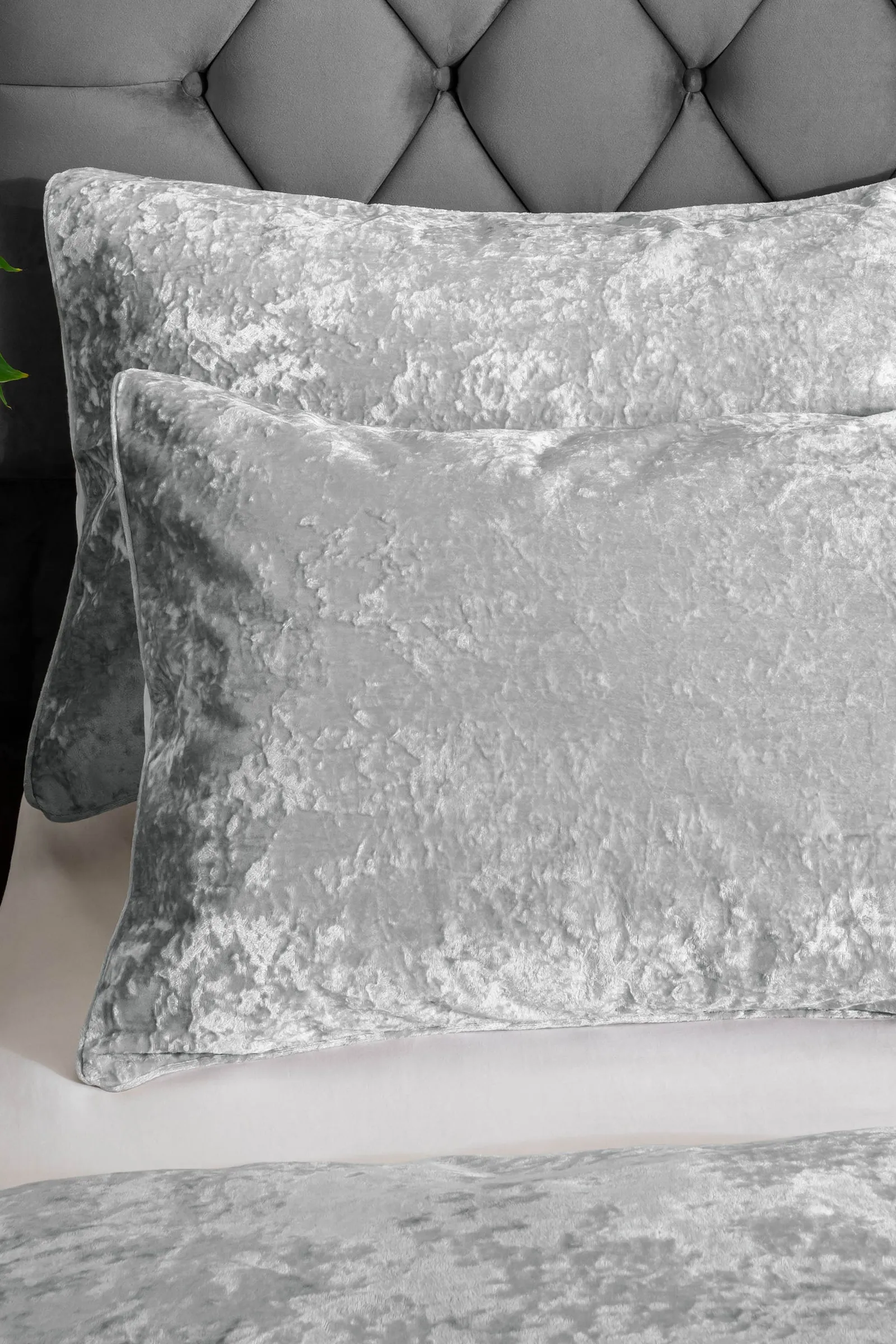 Catherine Lansfield Crushed Velvet Duvet Cover Set - Soft, Durable & Luxury Finish in Silver 2