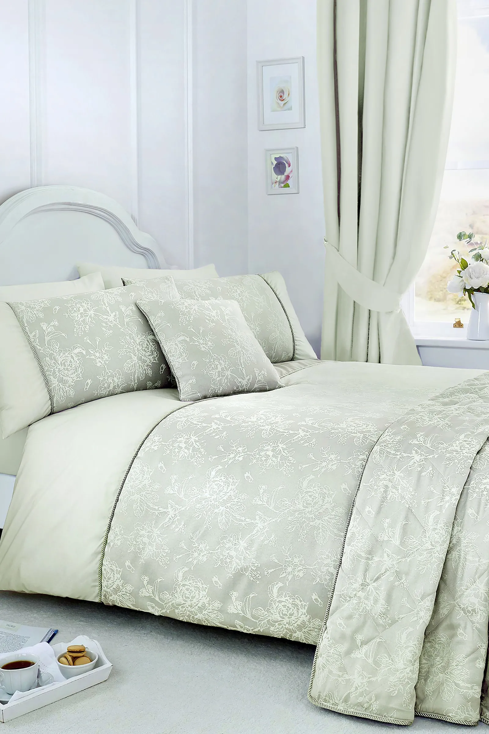 Dreams & Drapes 'Jasmine' Floral Jacquard Duvet Cover Set in Green 1