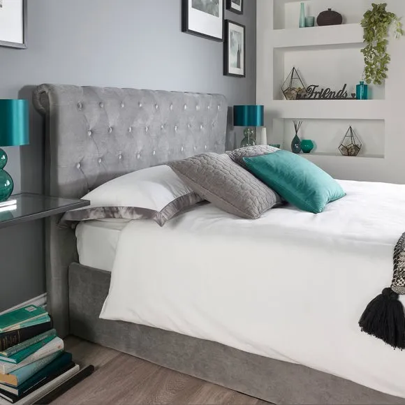 Chesterfield Ottoman Bed Frame, Velvet 4