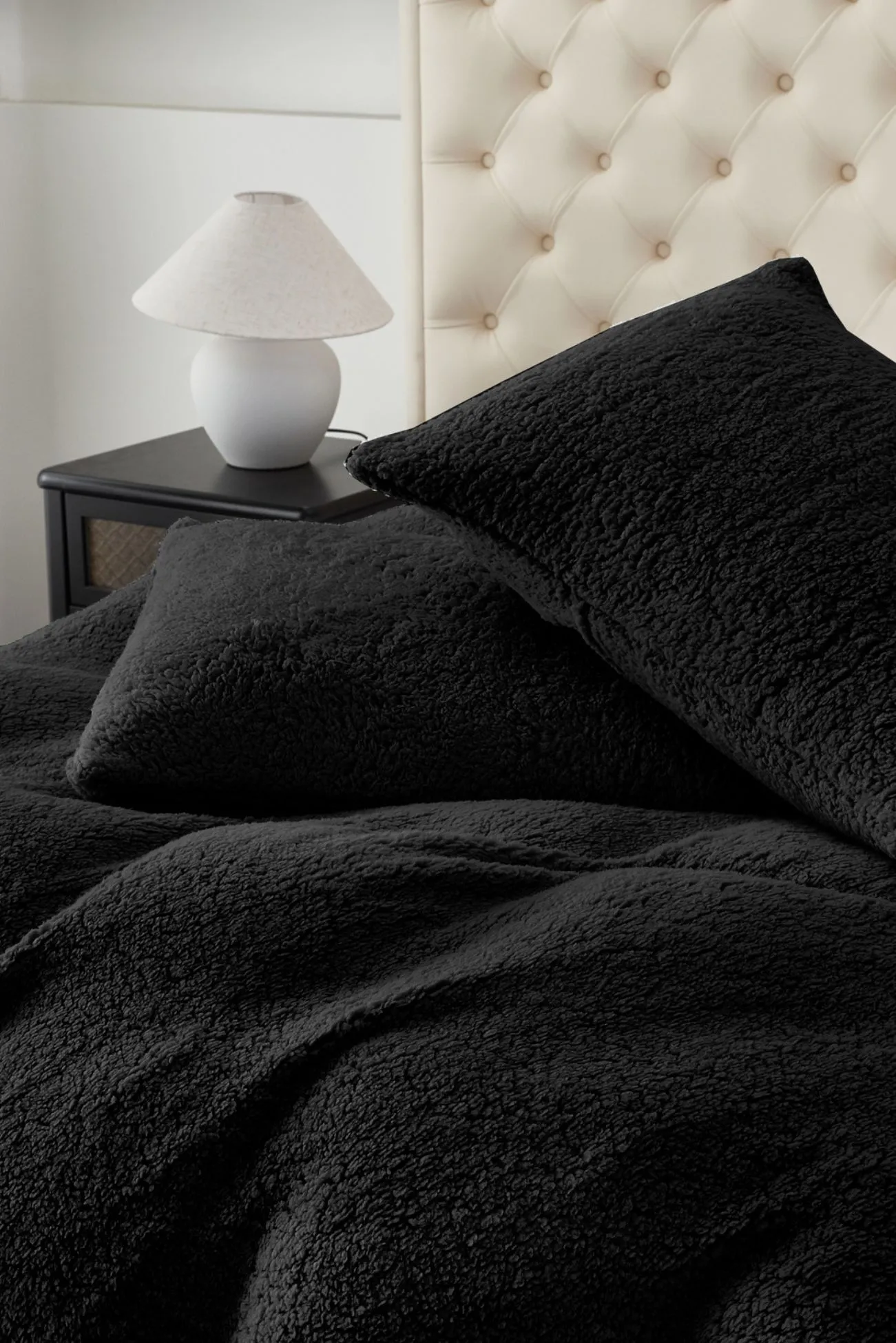 Ezysleep Winter Warm Soft Teddy Fleece Duvet Set in Black 2