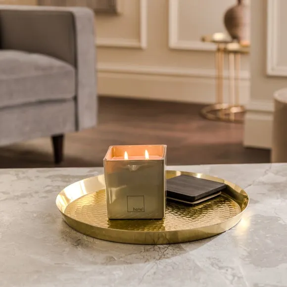 Hotel Dawn White Floral Plum & Red Berries Multi Wick Candle
