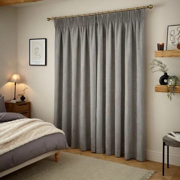 Wynter Thermal Pencil Pleat Curtains 4