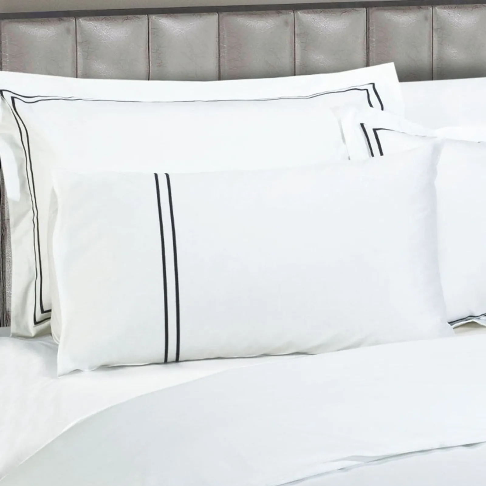 Sweet Dreams Luxurious Egyptian Cotton Embroidered Blue Duvet Cover in White