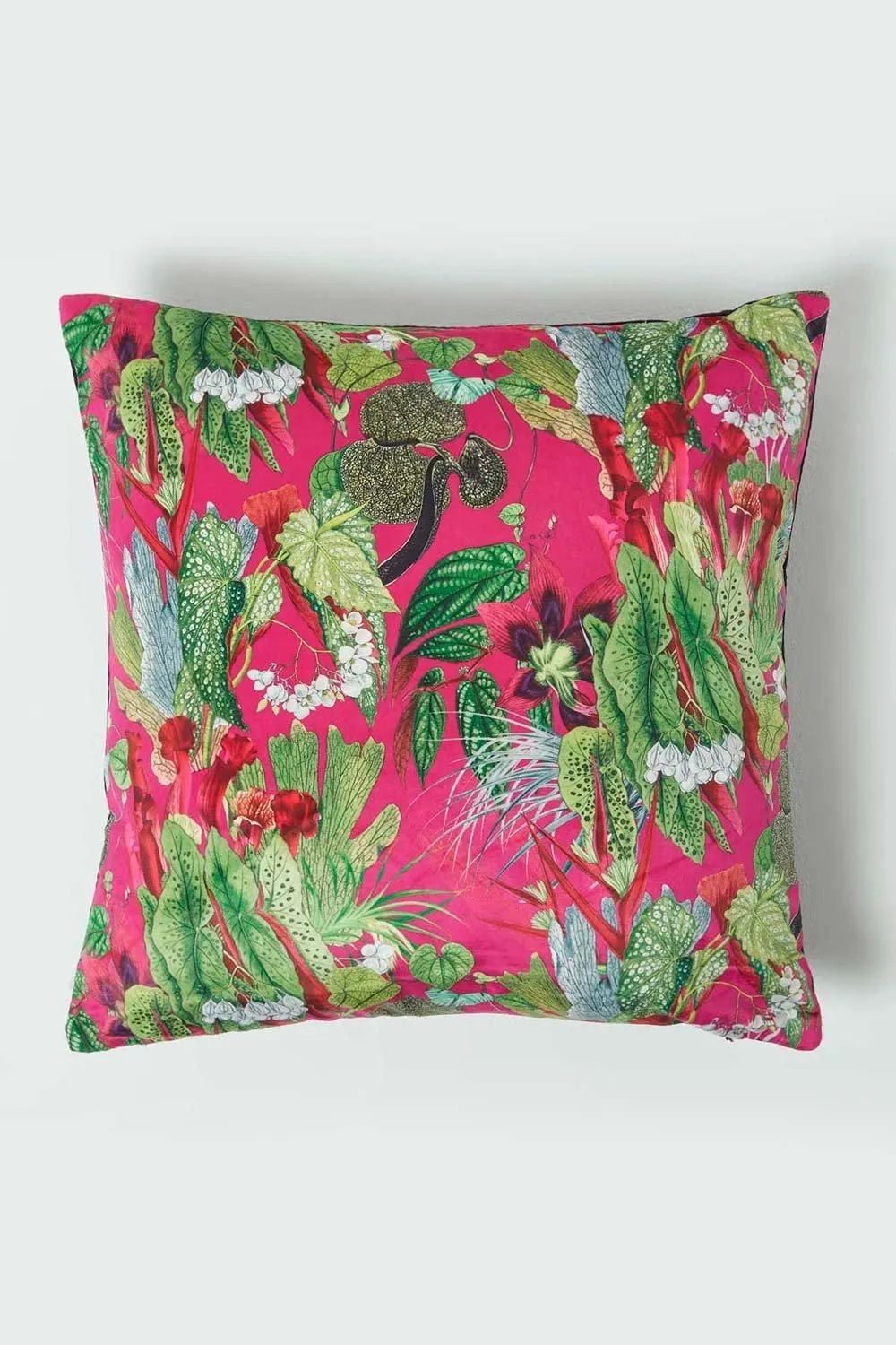 Homescapes Hot Pink Tropical Leaf Velvet Cushion 46 x 46 cm