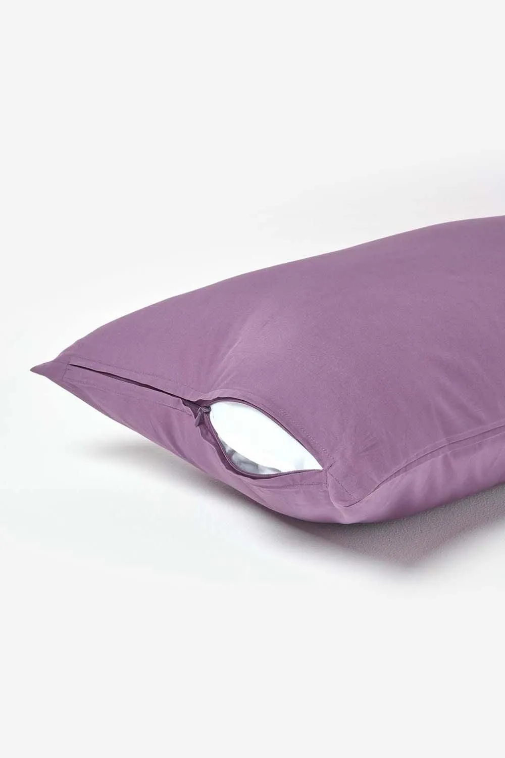 Homescapes Continental Egyptian Cotton Pillowcase 200 TC, 40 x 80 cm in Grape 3
