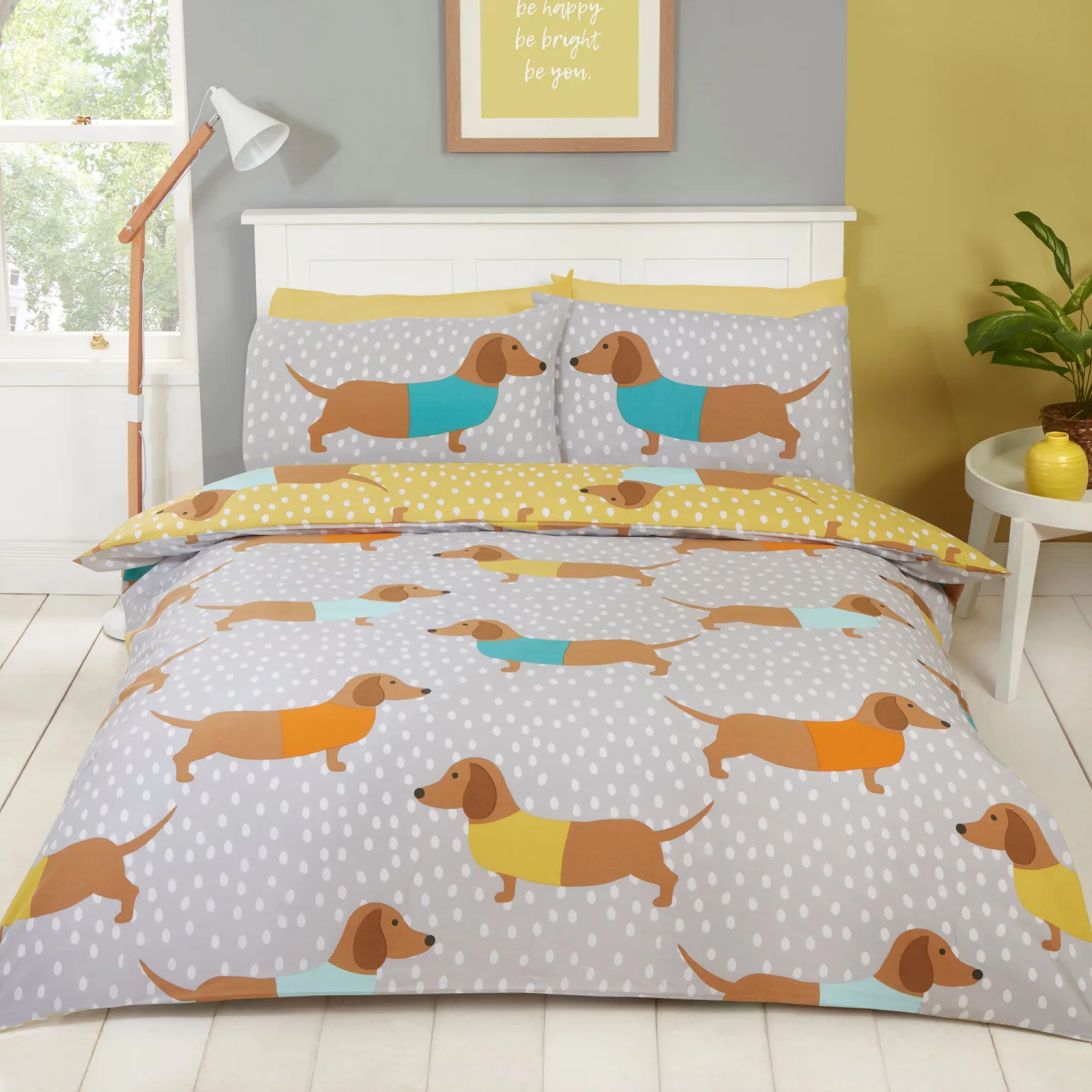 Rapport Home Dolly Dachshund Duvet Cover Set with Pillowcase in Yellow 2