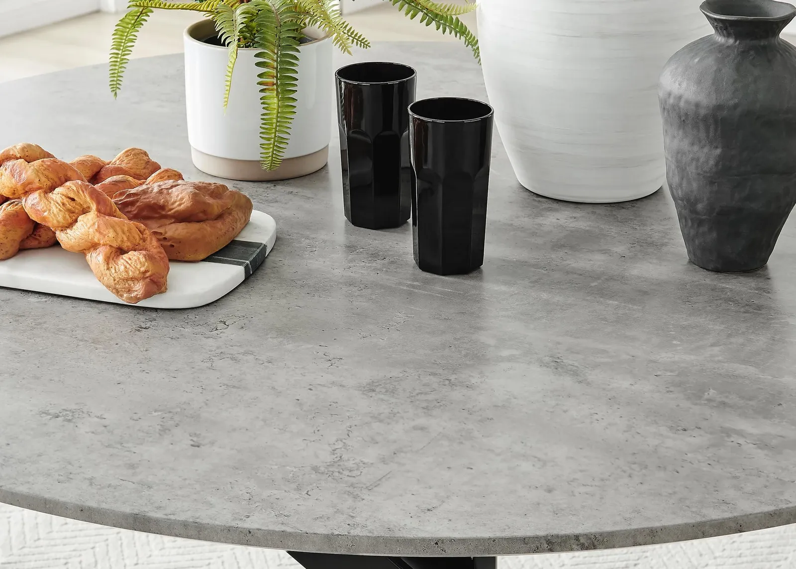 FurnitureboxUK Novara Grey Concrete Effect Black Leg 120cm Round Dining Table & 4 Calla Black Leg Chairs 5