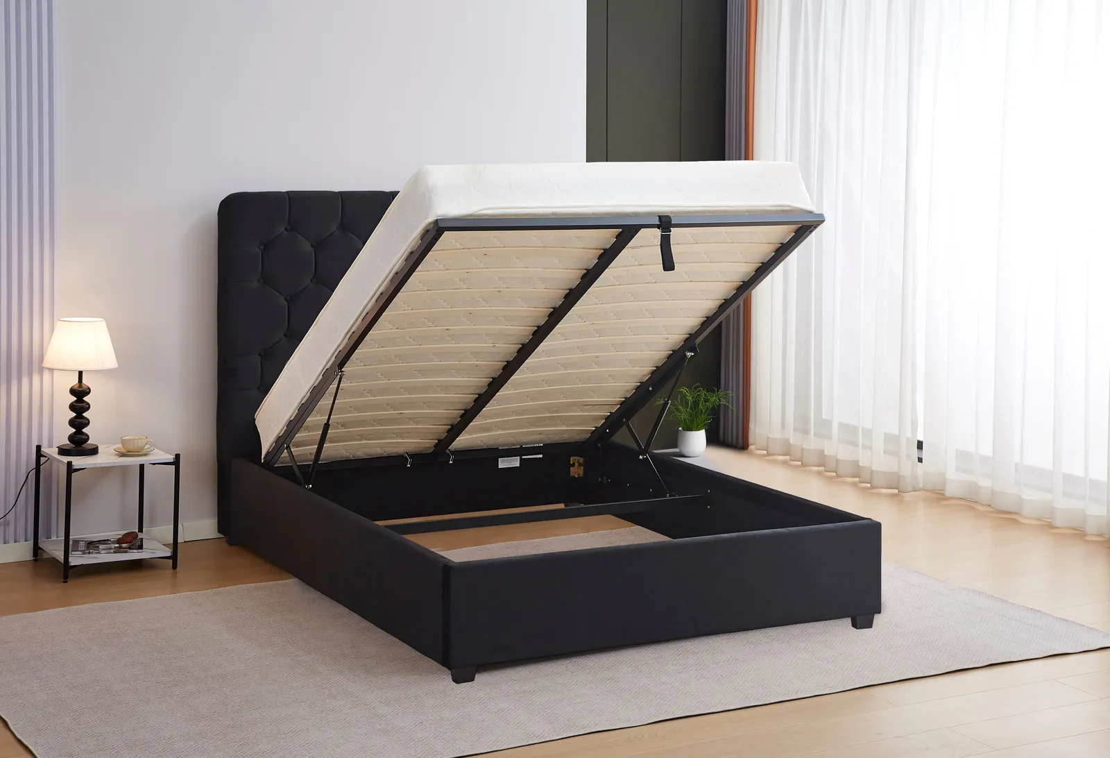 Seconique Madison Ottoman 5' Bed (King) in Black 2
