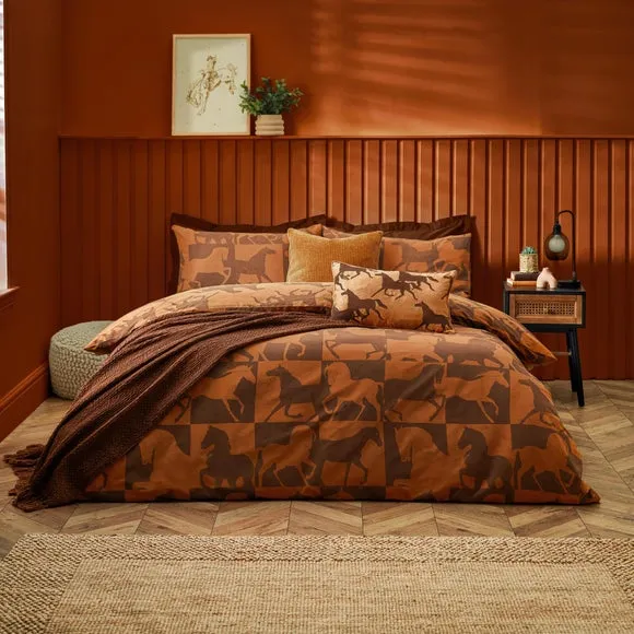 Furn. Herve Reversible Duvet Cover and Pillowcase Set