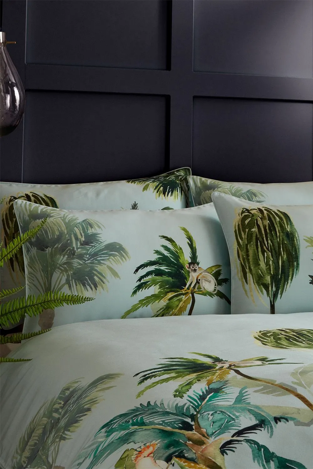 Paoletti Forsteriana 200 Thread Count Tropical Piped Pillowcases