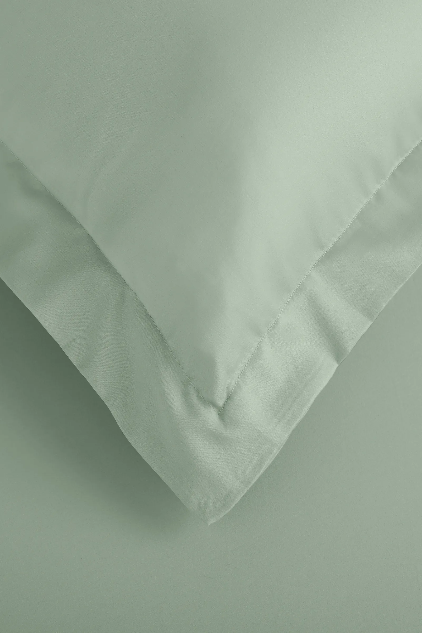 Bianca '400 Thread Count Cotton Sateen' Oxford Pillowcase Pair in Green 3