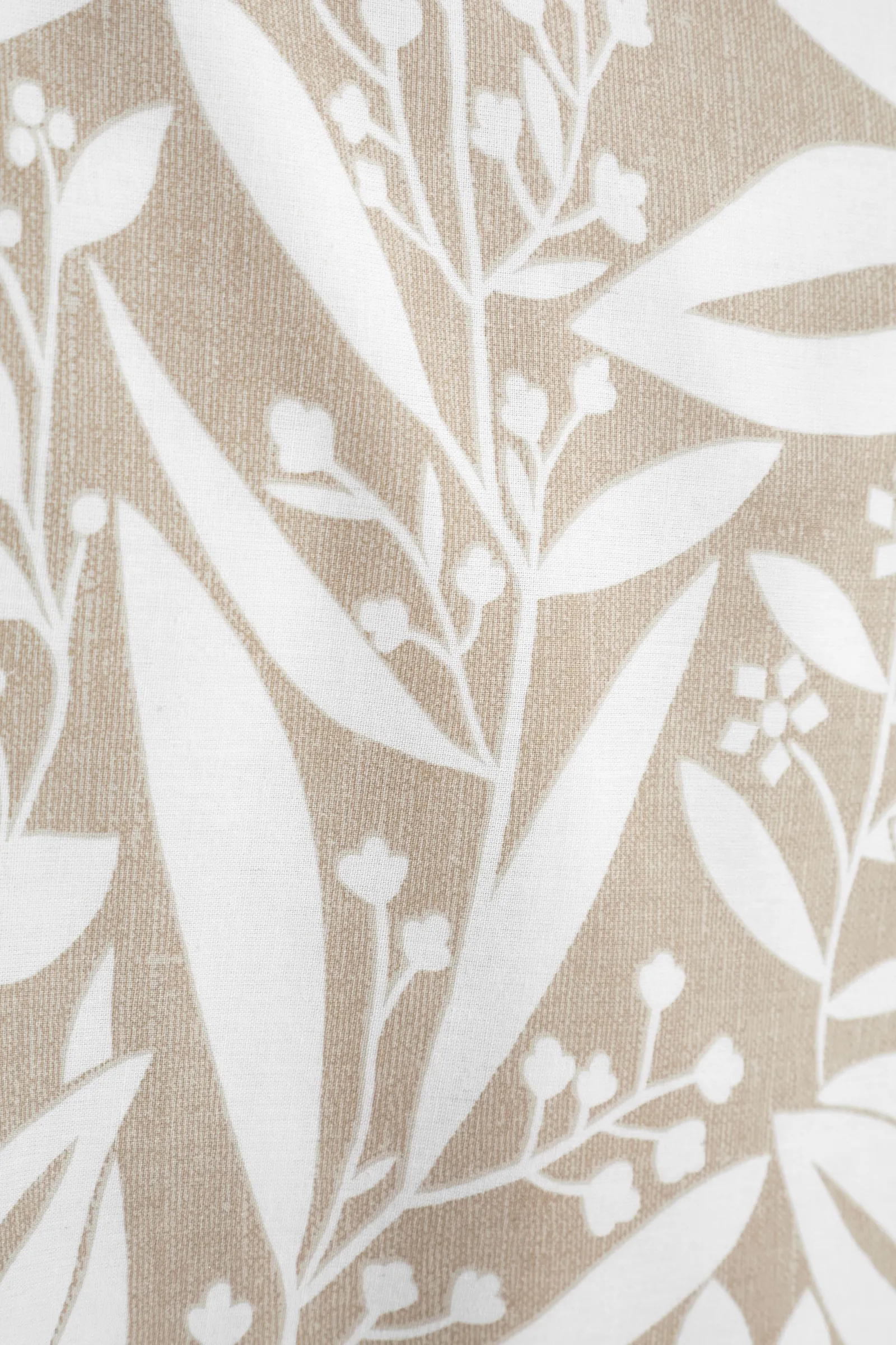 Catherine Lansfield 'Sorrel Leaf' Reversible Duvet Cover Set in Natural 5
