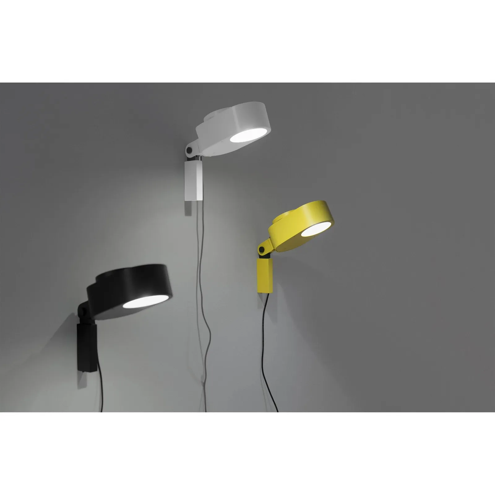 Netlighting Inviting LED Adjustable Wall Lamp White Dimmable 6W 2700K4800K 2