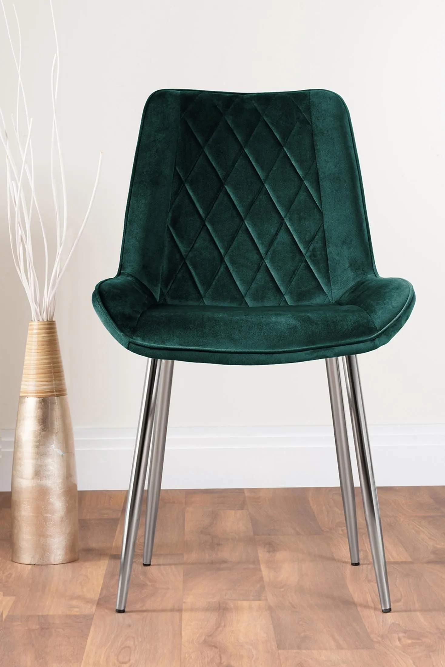 FurnitureboxUK Giovani 6-Seater Grey Glass Dining Table & 6 Pesaro Soft Velvet Dining Chairs in Green 6