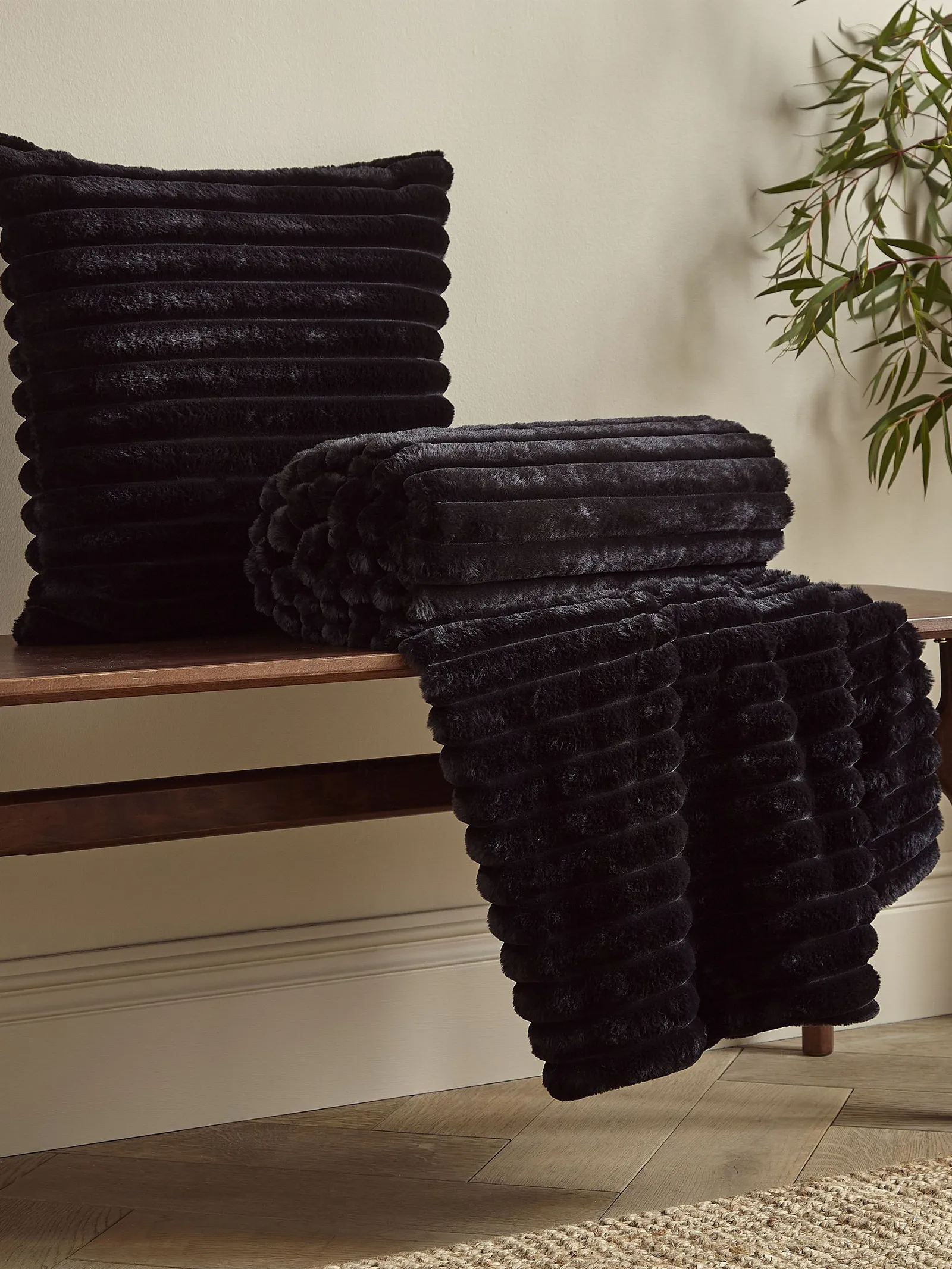 Catherine Lansfield 'Cosy Ribbed' Cushion in Black 3