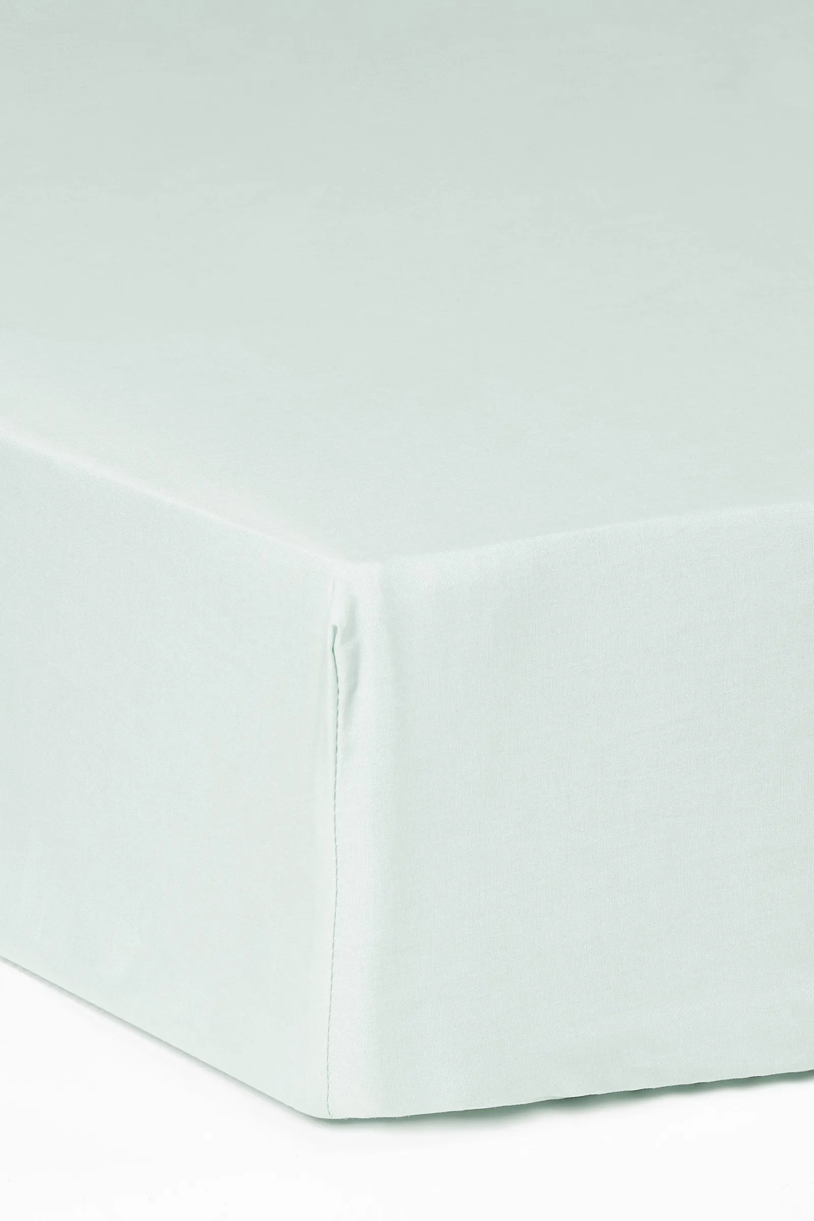 Cotton Rich Super King Fitted Sheet