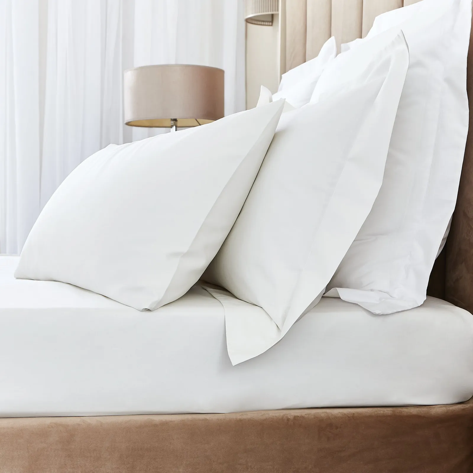 Hotel 230 Thread Count 100% Cotton Sateen Fitted Sheet 1