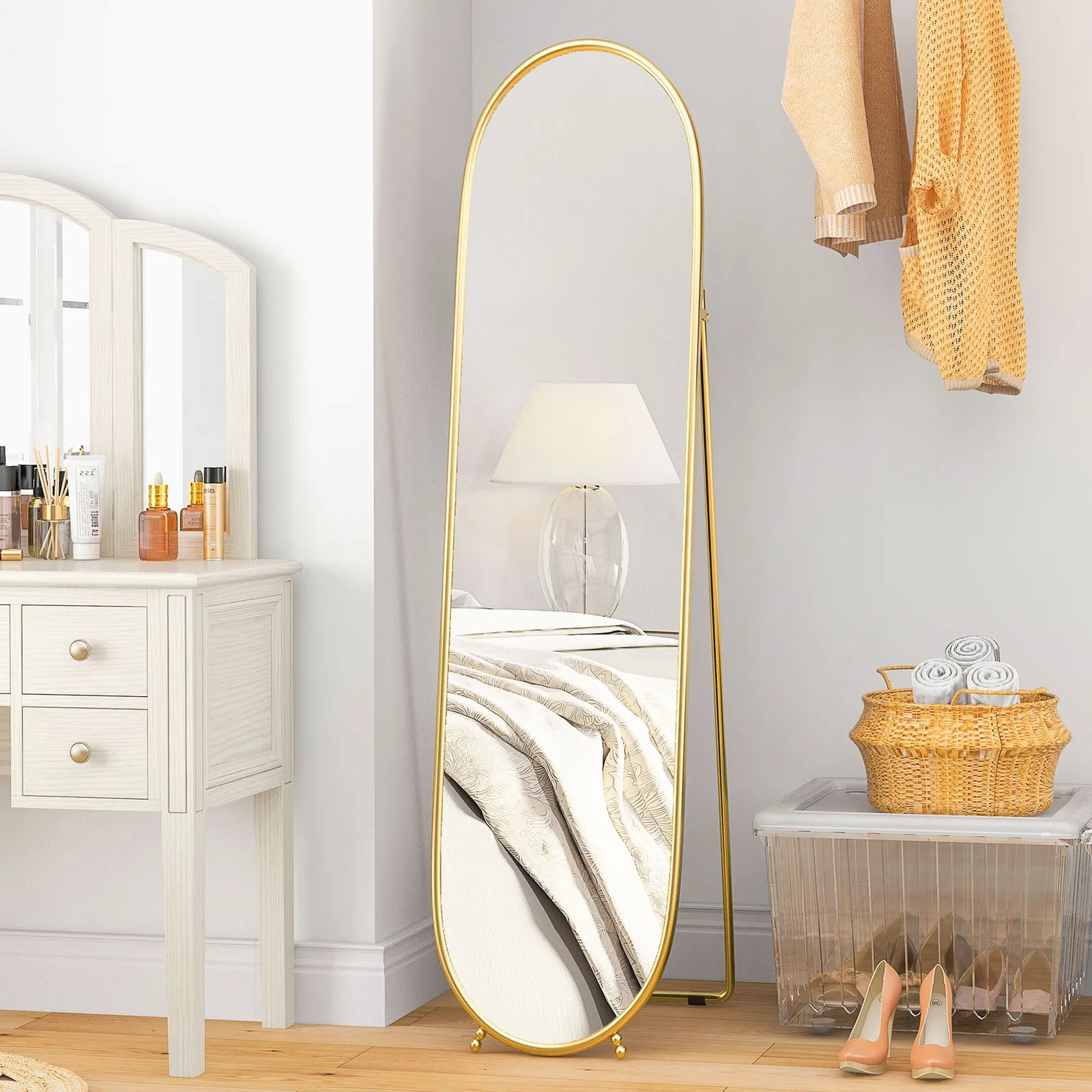 HOMCOM Oval Full Length Mirror with Metal Frame Hanging or Leaning in Gold