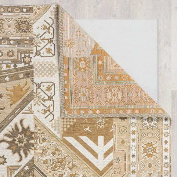 Traditional Patchwork Chenille Rug 3