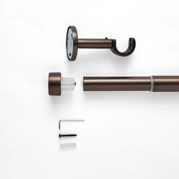 Trinity Extendable Metal Curtain Pole 2