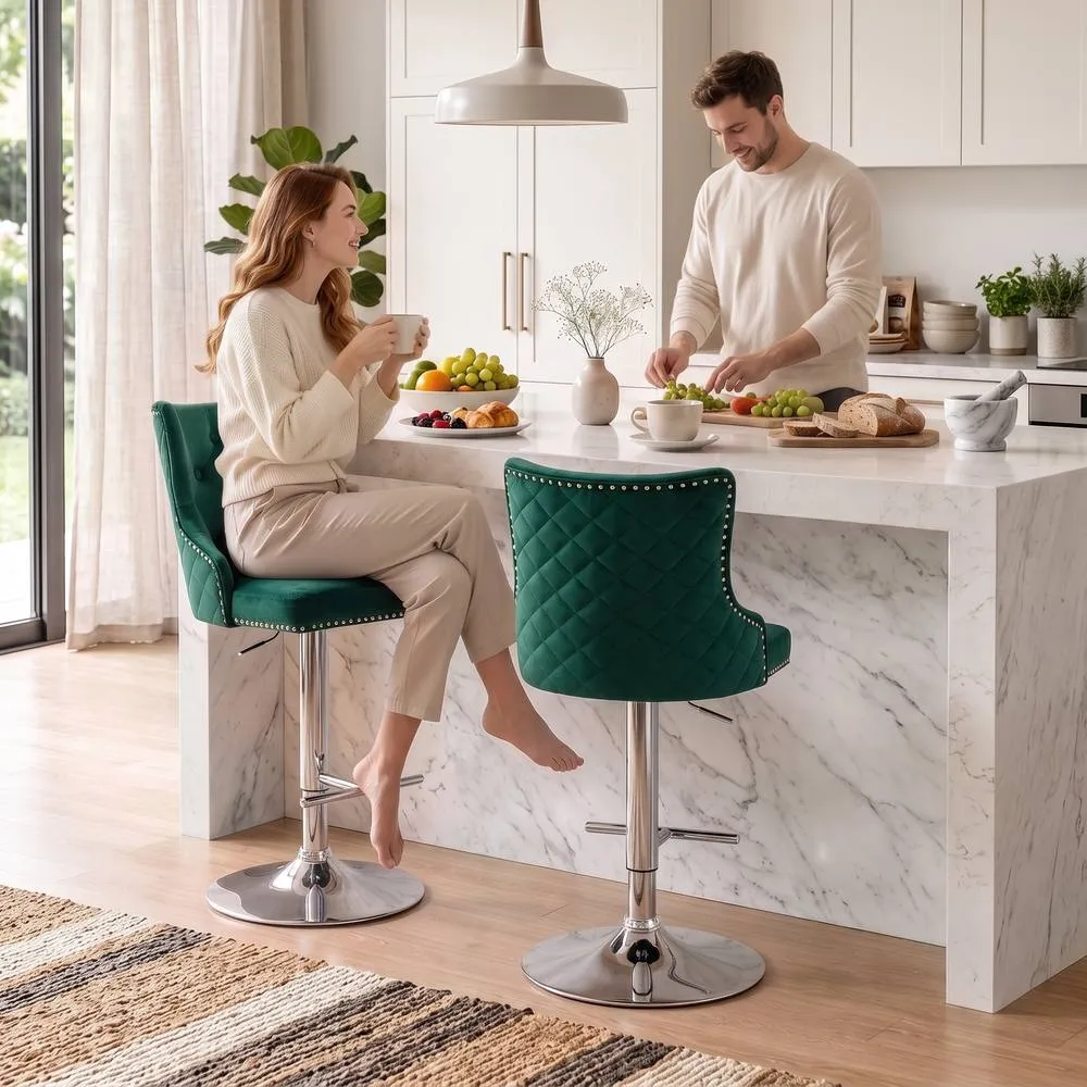 HOMCOM Bar Stools Set of 2, Swivel Velvet Barstools with Footrest, Green in Dark Green 2
