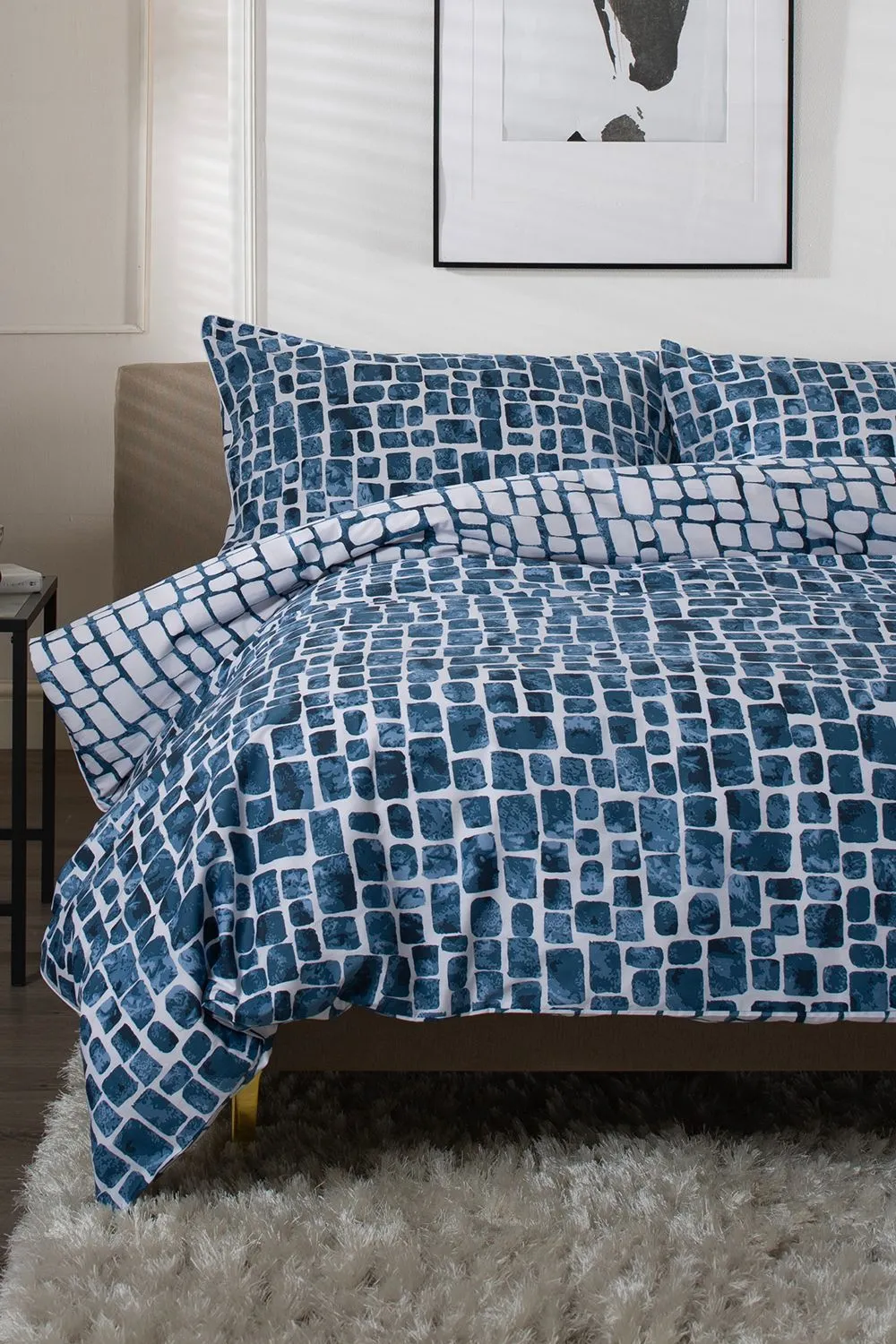 The Lyndon Company Tulle Extrasoft 100% Cotton Breathable Duvet Cover Set in Navy 6