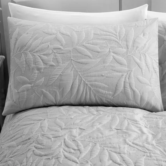 Luana 3D Floral Duvet Cover and Pillowcase Set 3