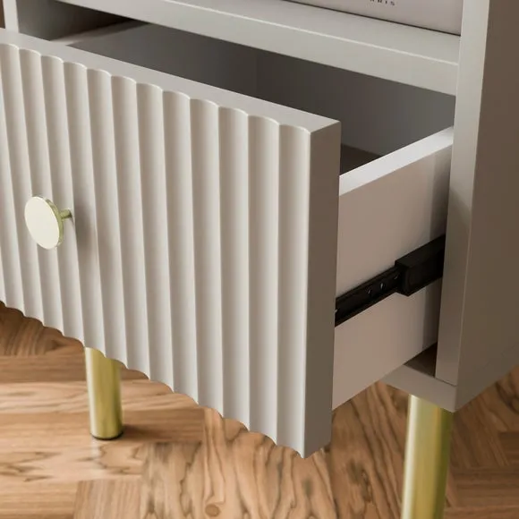 Georgi Compact Bedside Table 4