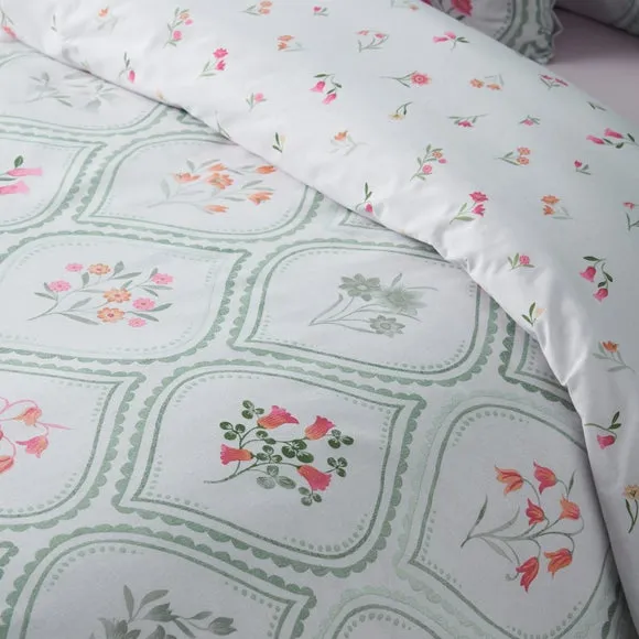 Catherine Lansfield Cameo Floral Polycotton Duvet Cover & Pillowcase Set 4
