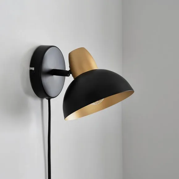 Haus Plug In Wall Light 2