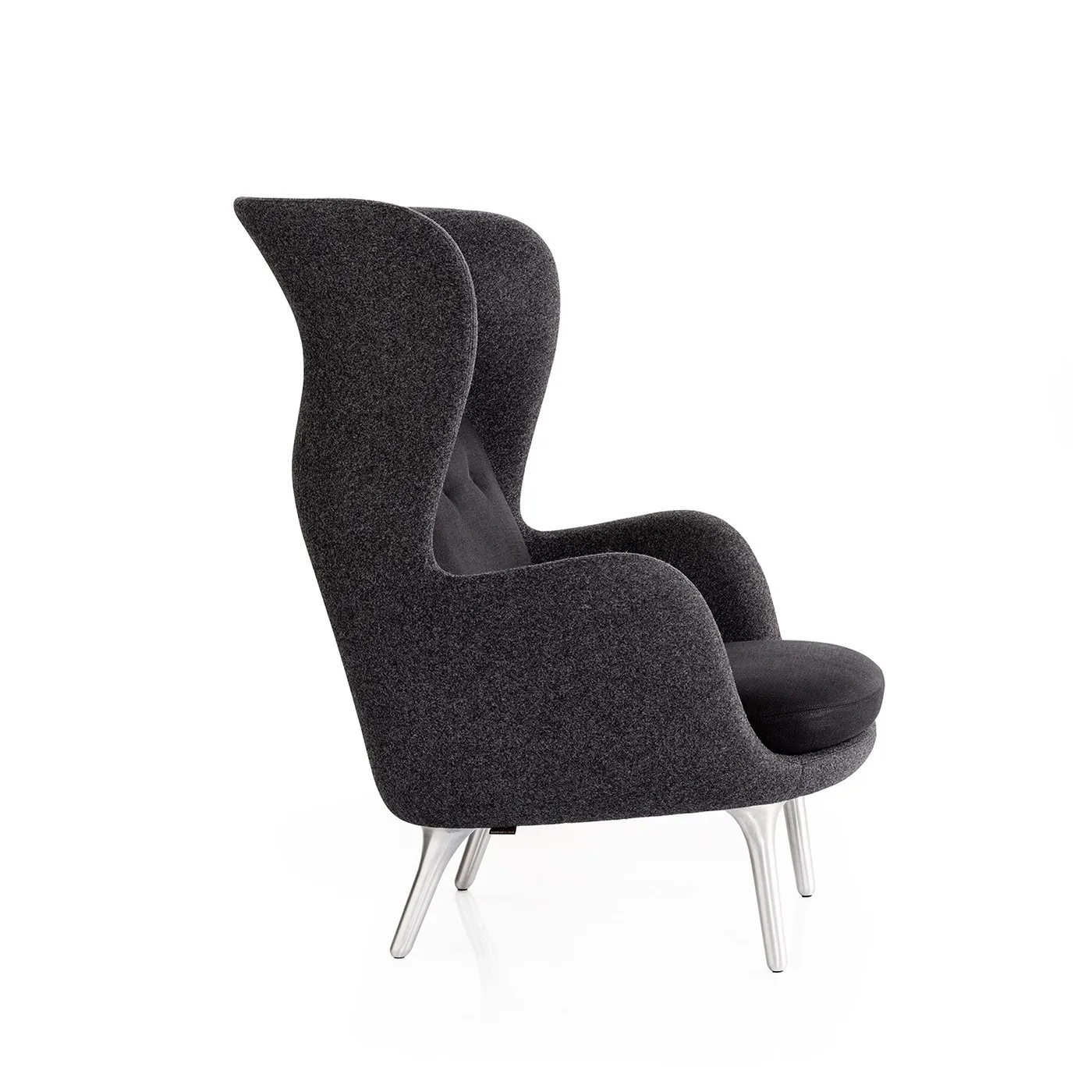 Fritz Hansen Ro Easy Chair Black Aluminium Legs
