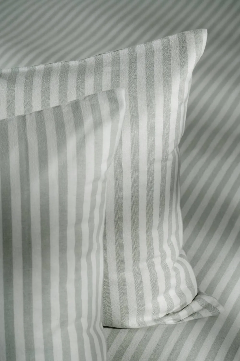 Soak&Sleep Misty Green Herringbone Stripe Cotton Bed Set 3