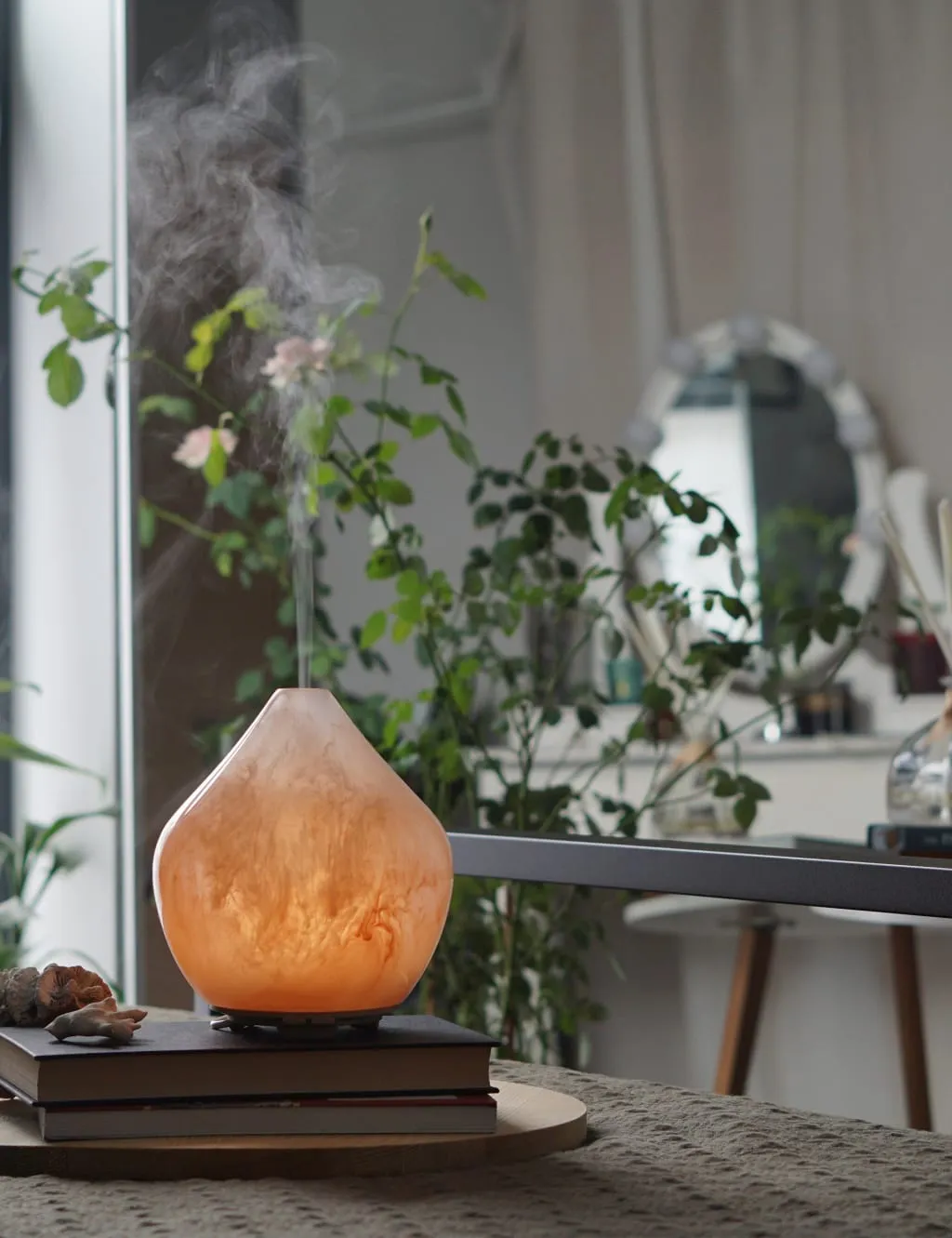 MADE BY ZEN Gem Aroma Electric Diffuser Dusky Pink