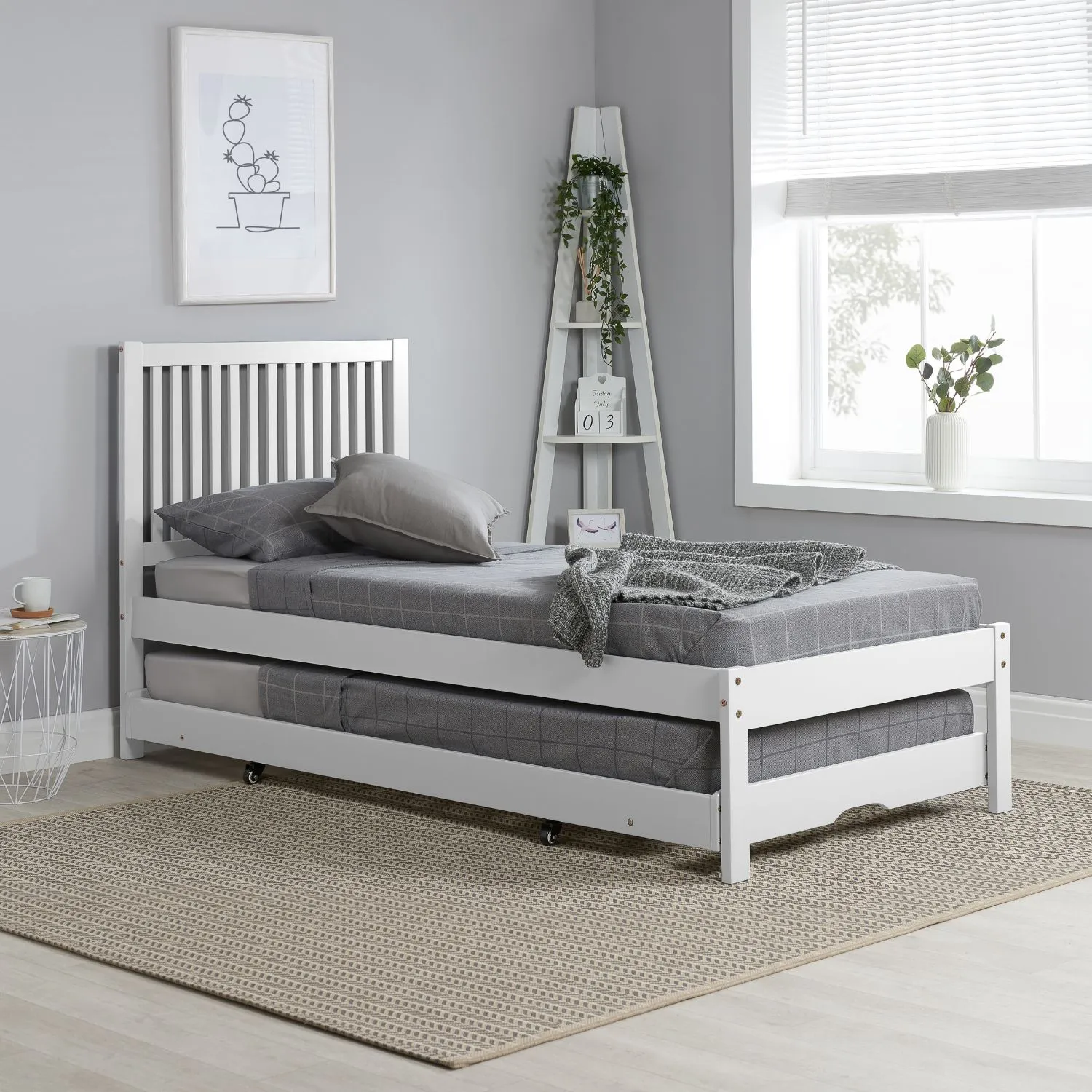 Birlea Buxton Trundle Bed in White