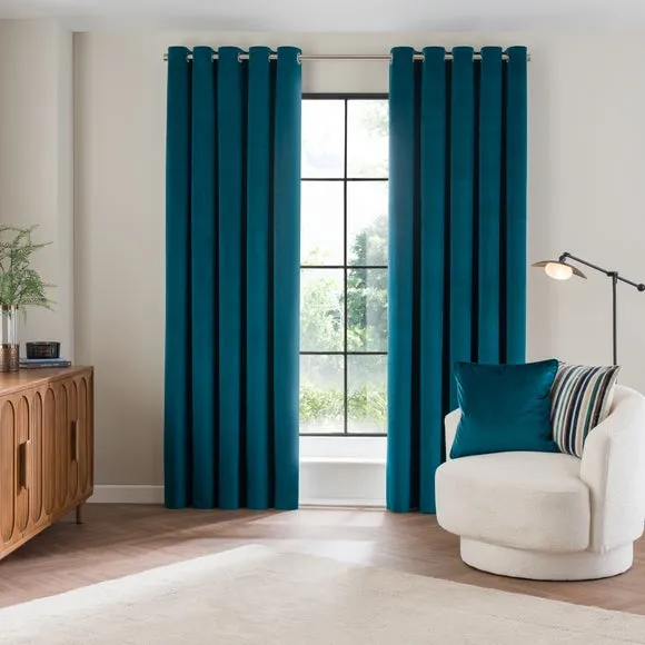 Shimmer Velour Eyelet Curtains 2